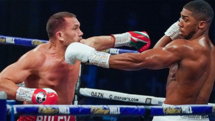 Пулев: Огромни благодарности на всички, които вярваха в победата! (СНИМКИ)